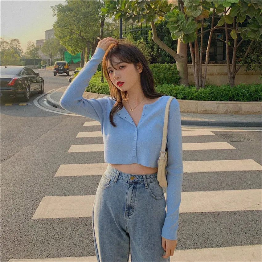 Erika | Crop-Top-Pullover mit Knöpfen