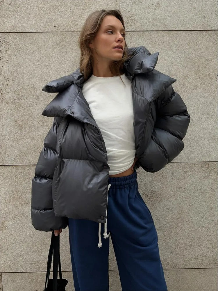 Damen Steppjacke mit Kapuze - Warme Daunenjacke in Kurzform