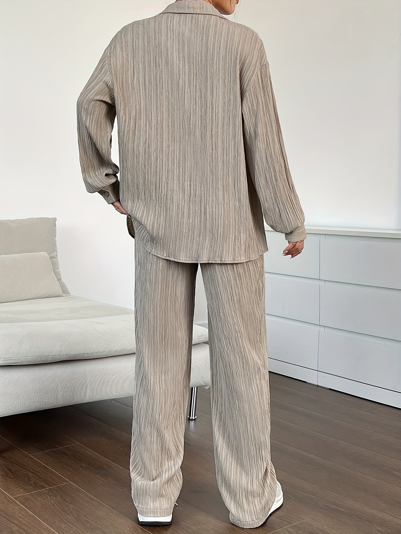 Elegantes Damen-Outfit Set: Langarm-Bluse mit Knopfleiste und elastische Taillenhose für Herbst/Winter