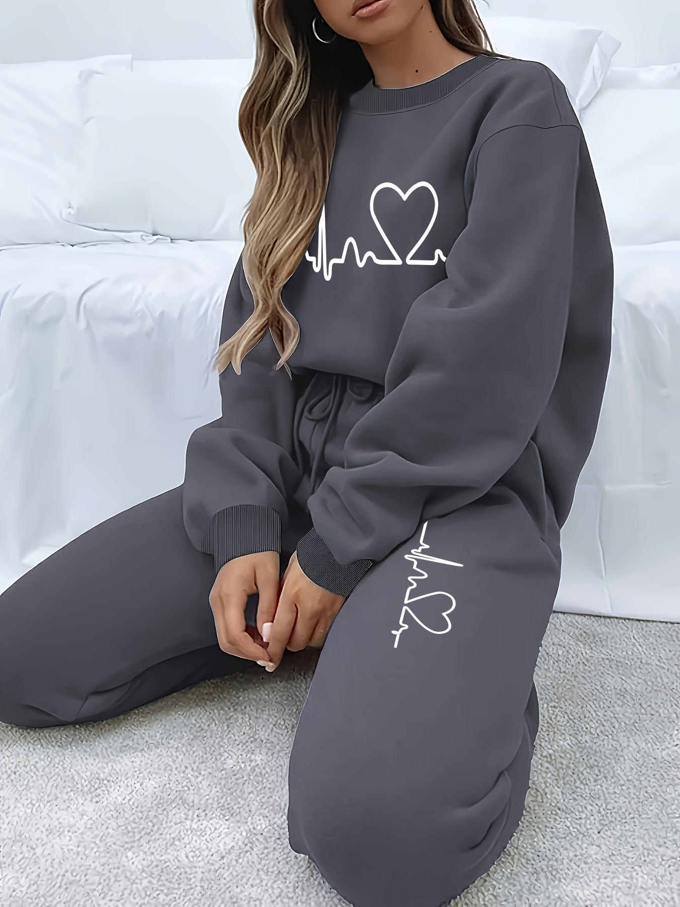 Bequemer Damen Jogginganzug für Herbst und Winter mit Rundhals-Pullover