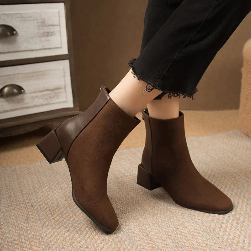Braune Damen Ankle Boots mit Blockabsatz – Eleganter Allrounder für den Herbst