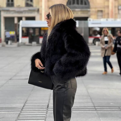Kuschelige Pelzjacke für Frauen