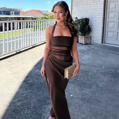 Soraya – Verführerisches Neckholder-Meshkleid in Schwarz | Eleganter Look für besondere Nächte