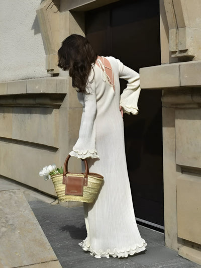 Melanie | Elegantes & Sexy Rückendekolleté Rüschenkleid