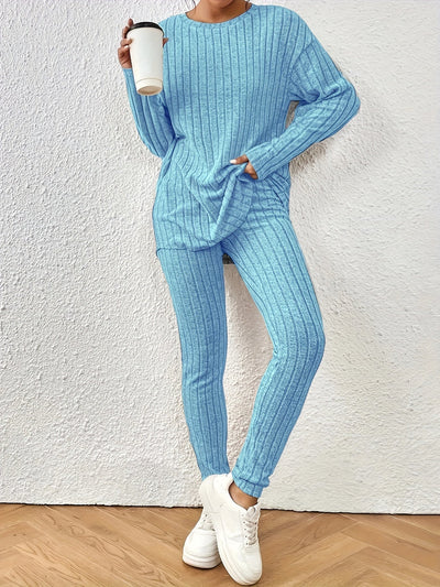 Sportliches Damen Zweiteiler-Set mit Rundhals-Pullover und Slim-Fit Hose | Atmungsaktiv und Dehnbar