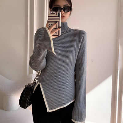 Désirée | Rollkragenpullover für Frauen mit langen, ausgestellten Ärmeln