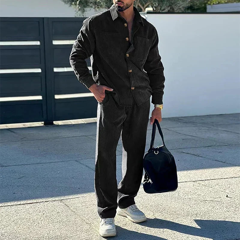 Burl - der Herren-Trainingsanzug aus Cord für einen eleganten Freizeit-Look