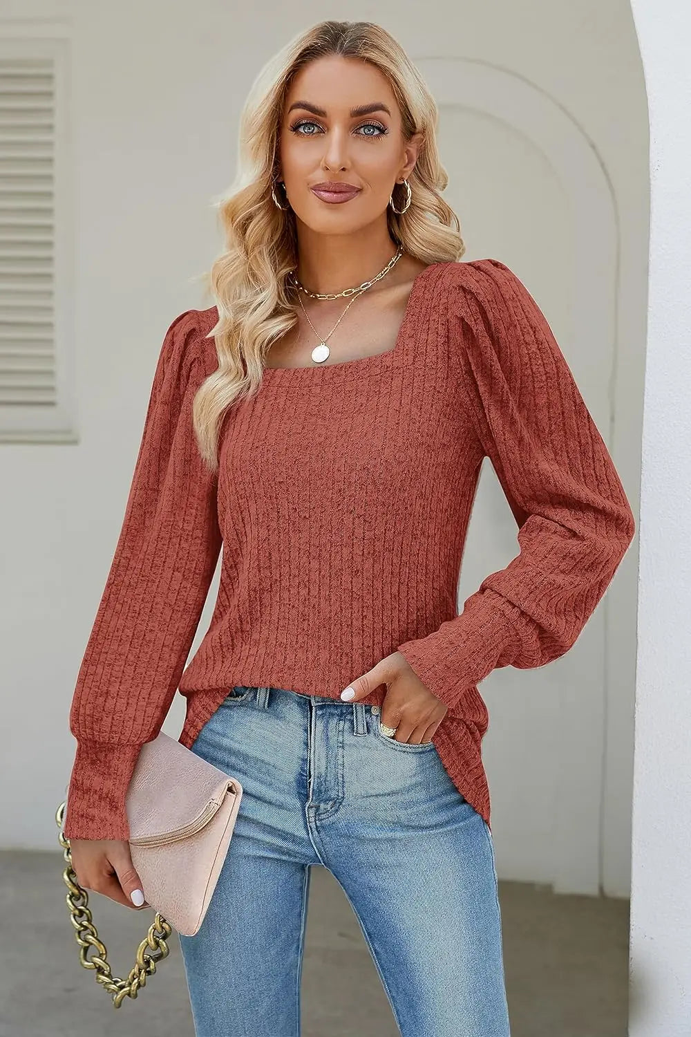 Britta | Lässiger Pullover mit Quadrat-Ausschnitt