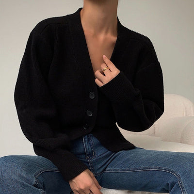 Klassische Strickjacke für Frauen