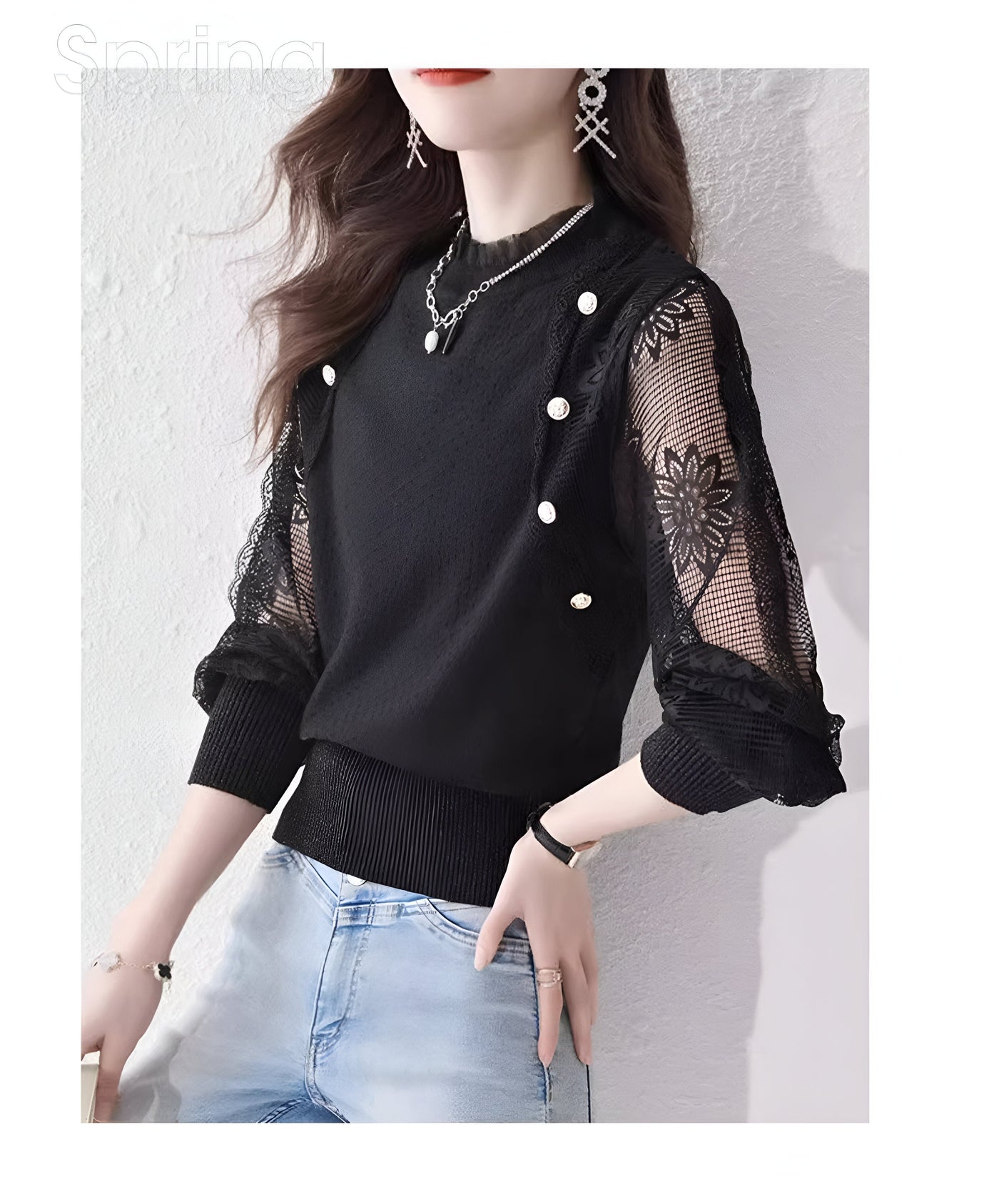 April | Strickpullover mit Spitzenärmeln