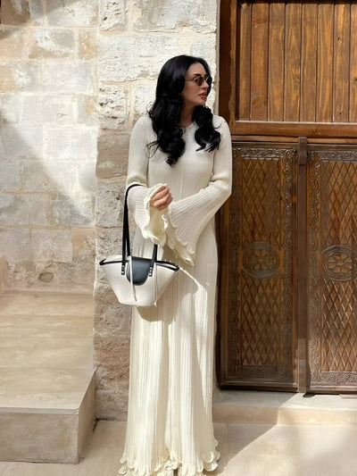 Melanie | Elegantes & Sexy Rückendekolleté Rüschenkleid