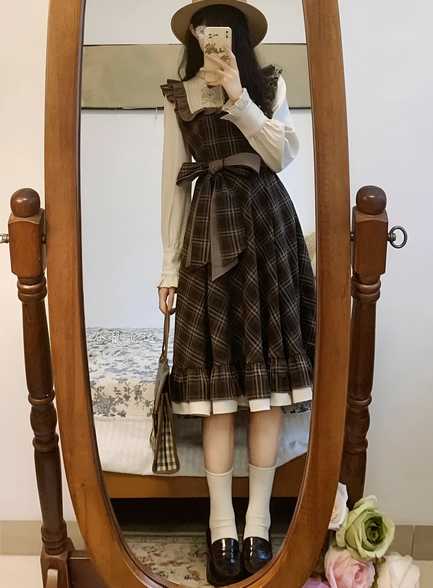 Bela| Elegantes Zweiteiliges Kleid mit Einzigartigen Details