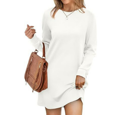 Warmes und bequemes Damenkleid für kalte Tage