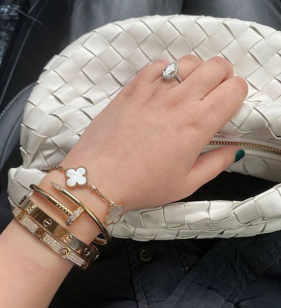 DELUXE NAIL ARMBAND | GOLD