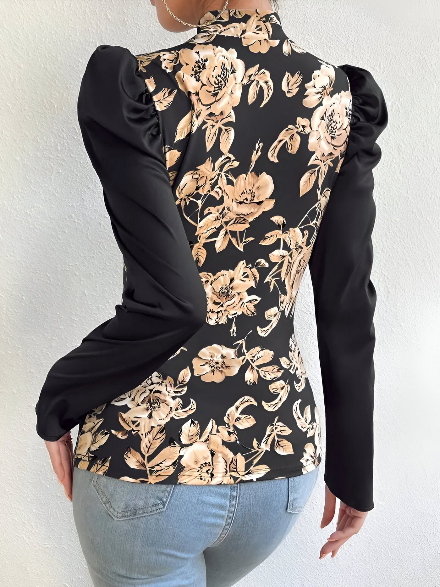 Idalie | Bluse mit Floral Print und Stehkragen
