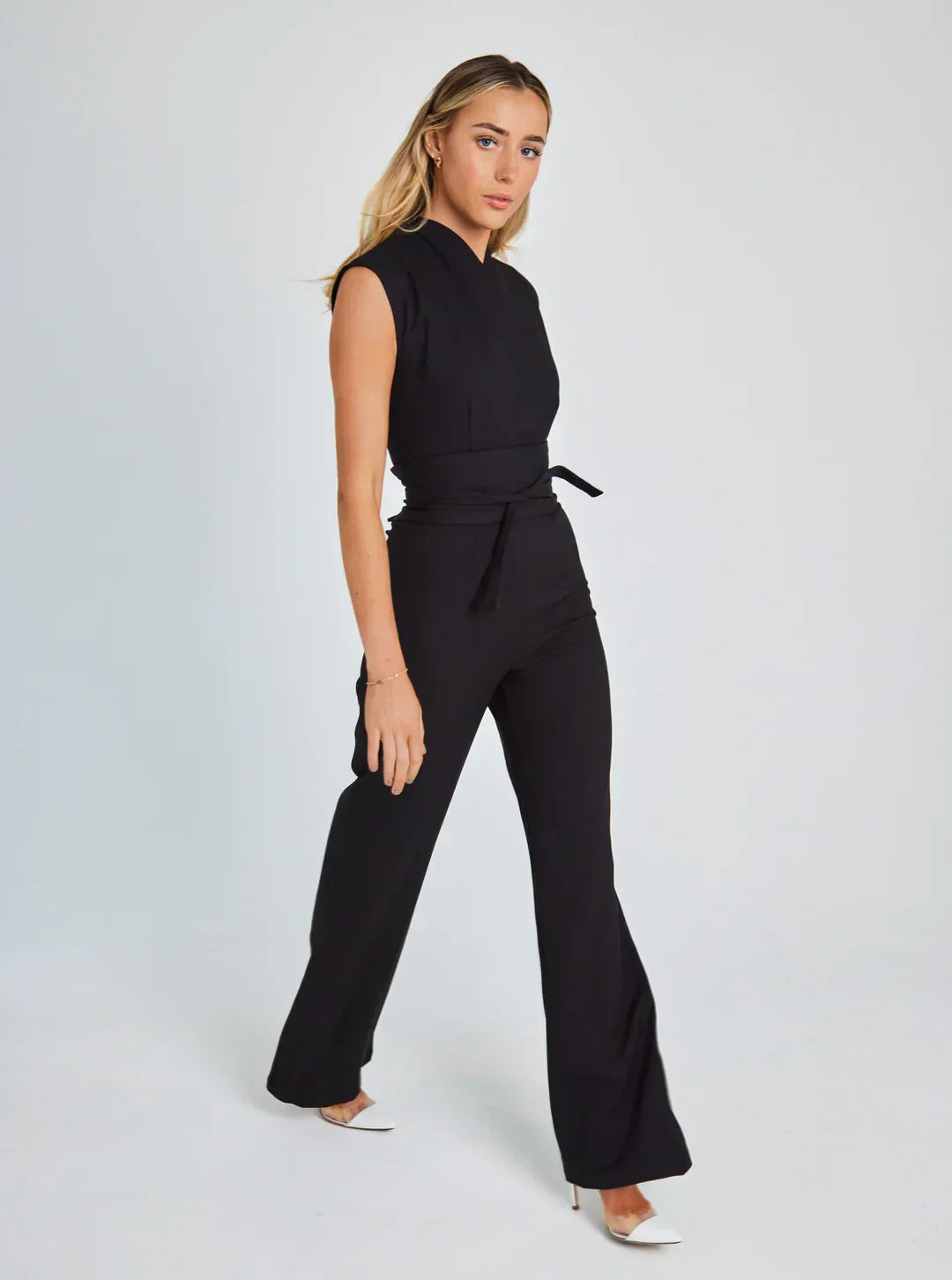 Selvaya – der elegante sommer-jumpsuit für stilvolle auftritte mit leichtigkeit