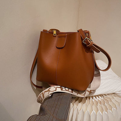 Tanya – Schlichte Bucket Bags mit breiten Schulterriemen