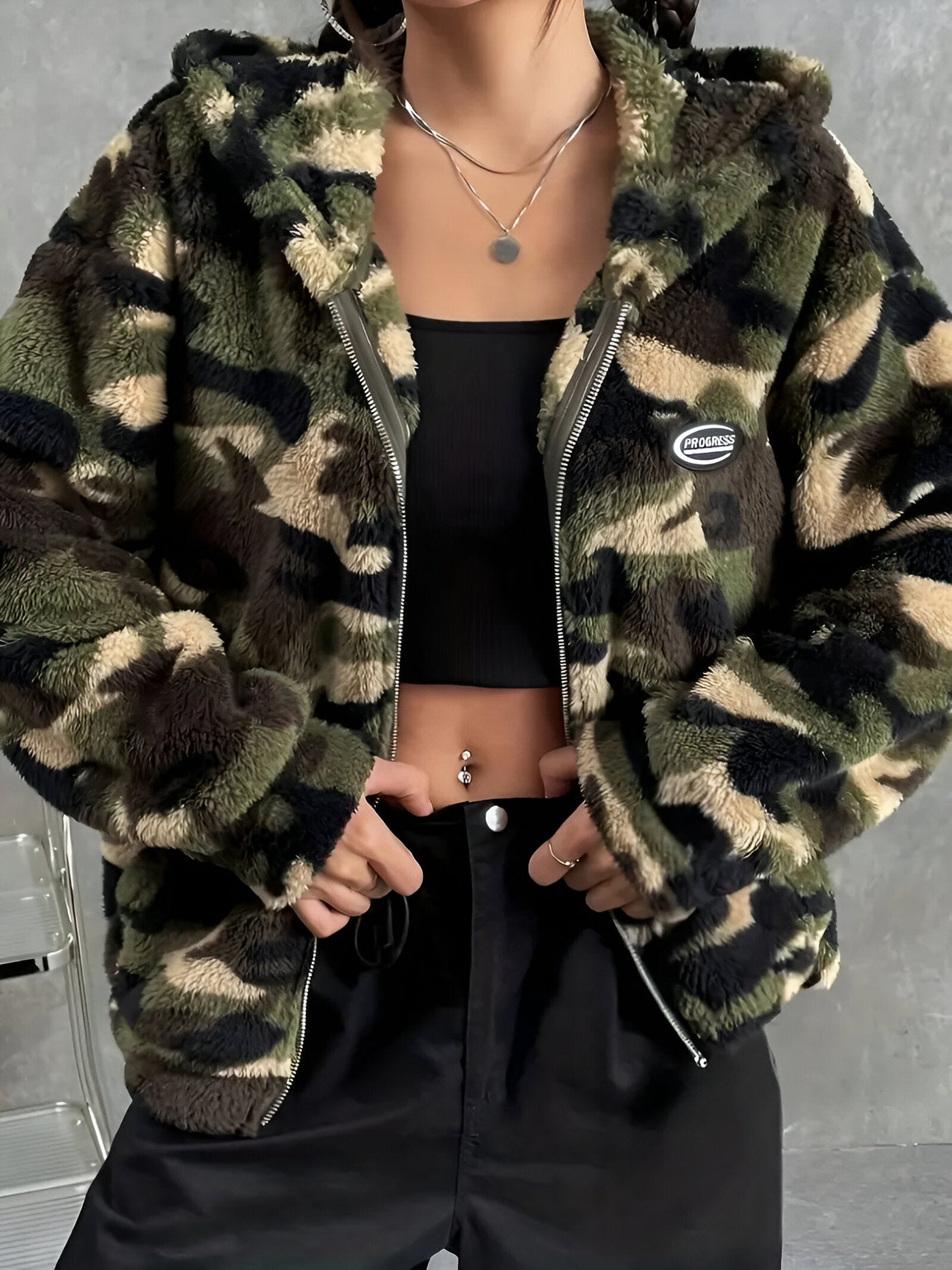 Doll | Kuschelige & Stilvolle Camouflage Kapuzenjacke