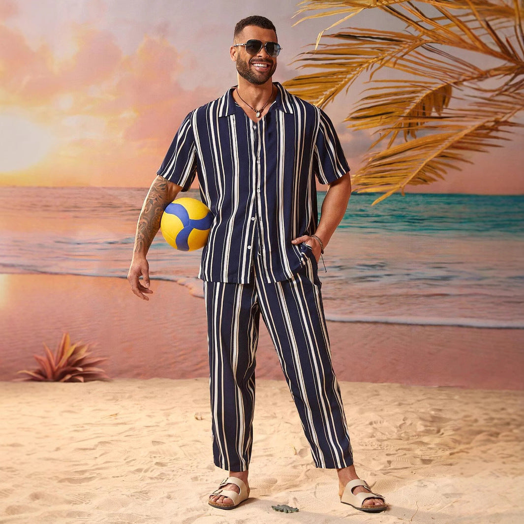 Timothy – Lässiger modischer gestreifter Kurzarmhemd-Hosenanzug