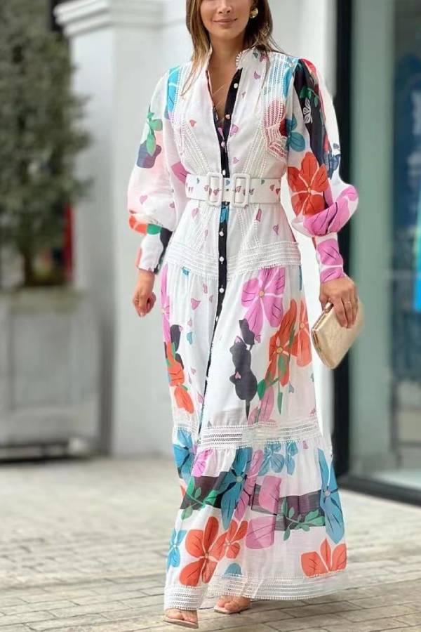 Madelyn® | Einreihiges, langärmliges Maxikleid mit Blumendruck und Spitzeneinsätzen