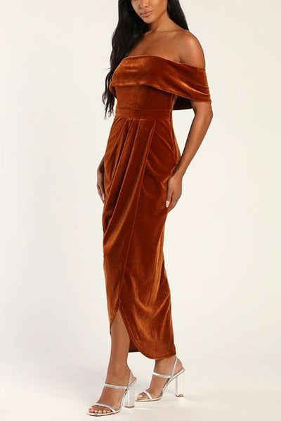 Lorelei® | Elegantes One-Shoulder-Schlitzkleid aus Samt