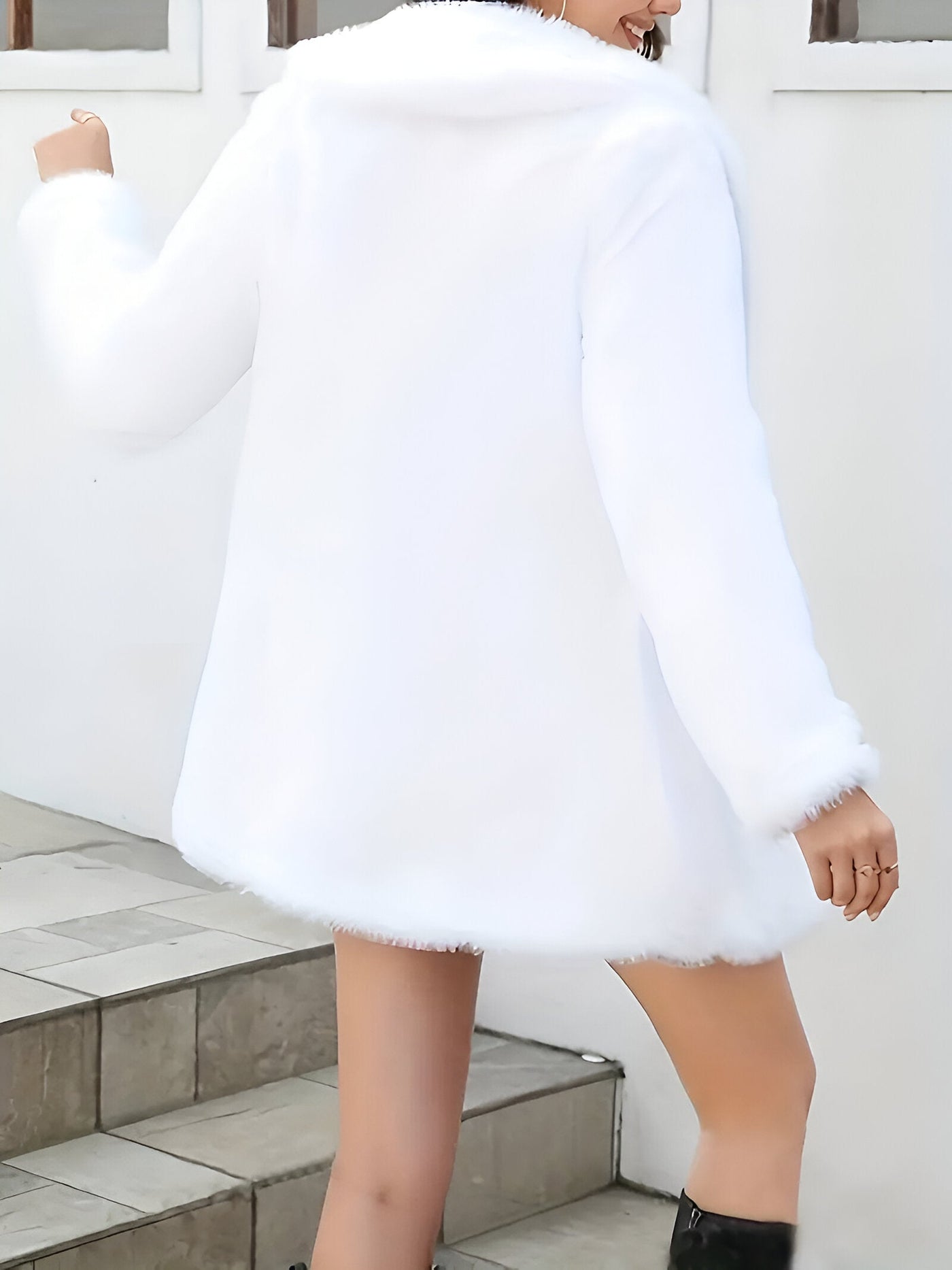 Philippa | Eleganter Faux-Fur Mantel mit Schalkragen