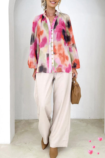 Madeleine® | Personalisiertes modisches Damen-Shirt mit V-Ausschnitt