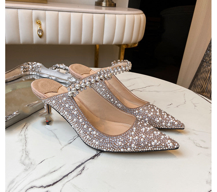 Jessie – Spitzenschuhe mit Strass und Perlen
