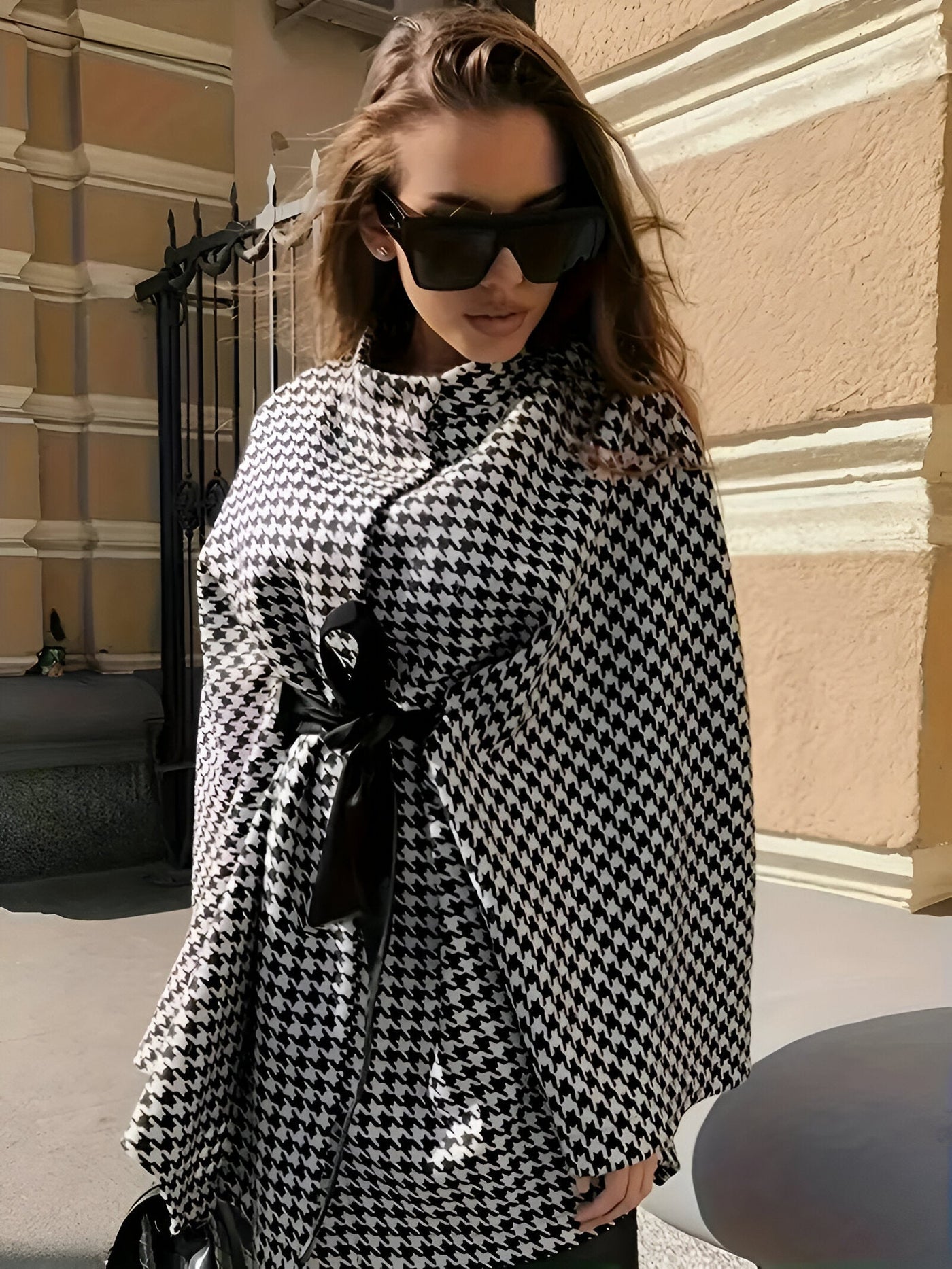 Eadaion | Schickes Hahnentrittmuster-Cape-Jacke