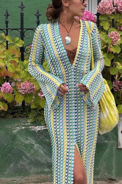 Griselda® | Langes, hohles Strandkleid mit V-Ausschnitt und tiefem Ausschnitt vorne und Schlitz aus Spitze