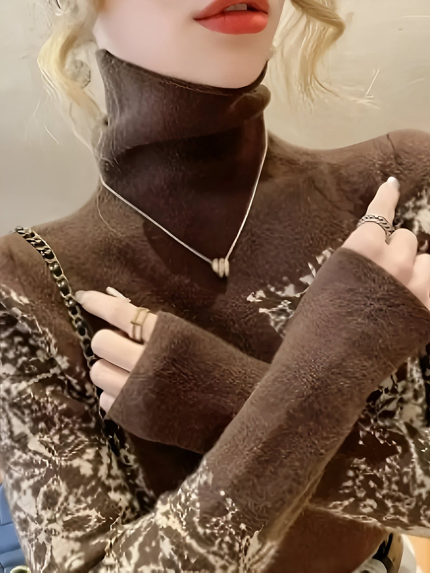 Klee | Eleganter Pullover mit hohem Halsausschnitt für Frauen