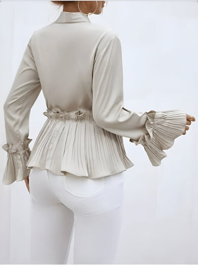 Orlanda | Elegantes V-Ausschnitt Bluse mit Faltendetail