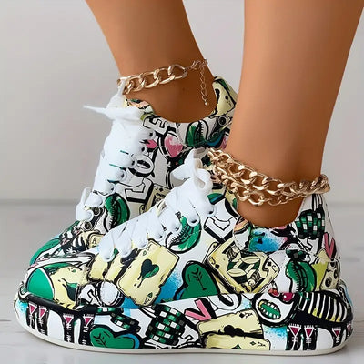 Veronika | Sneakers mit Graffiti-Design