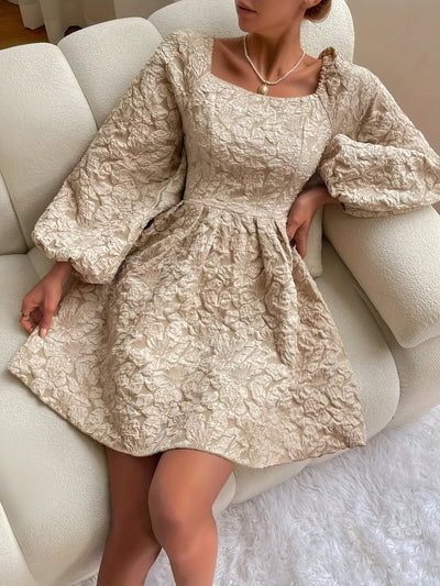 Aleena | Eleganter, zeitloser Stil für jede Gelegenheit