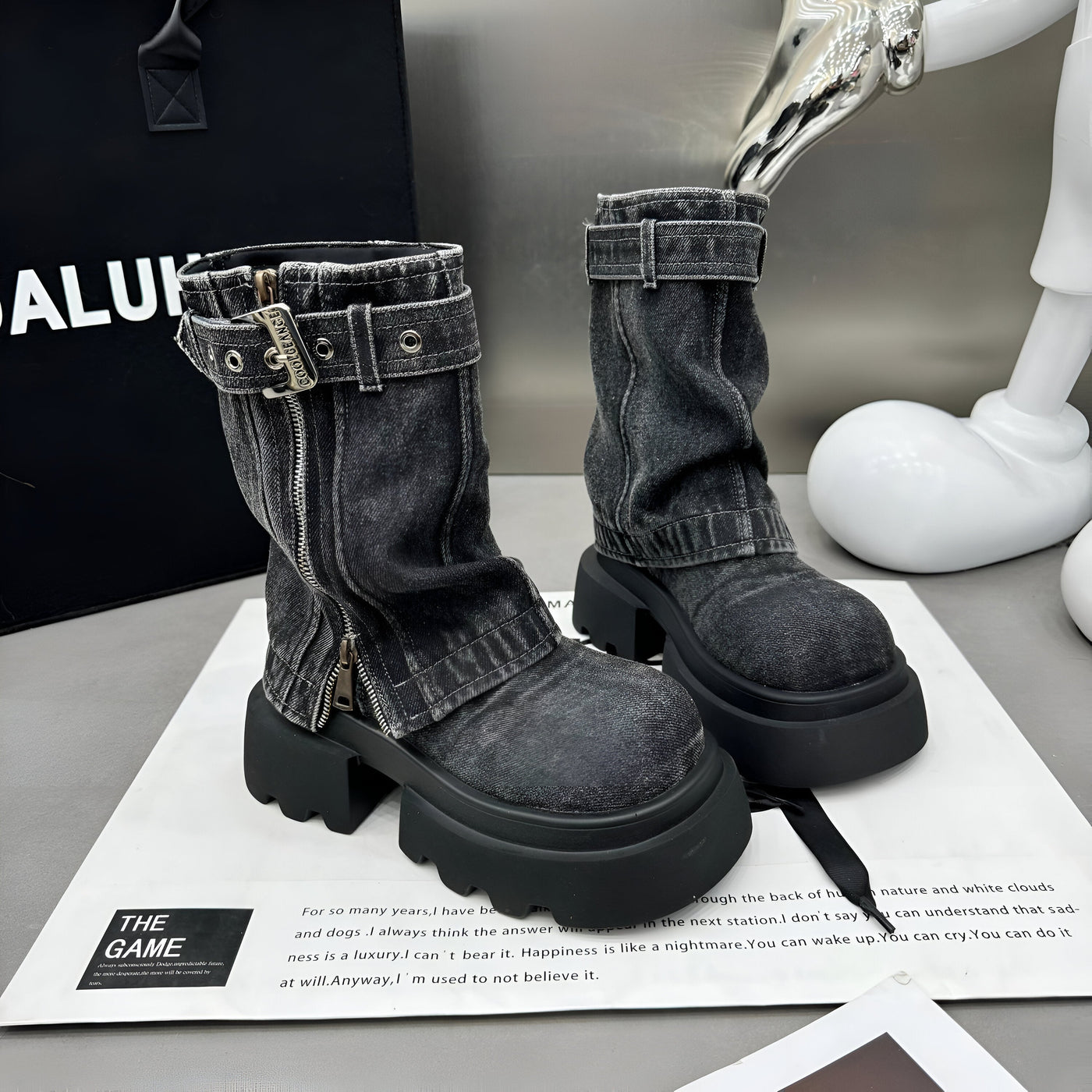 Mechthilde | Trendige Cowboy-inspirierte Mid-Calf Stiefel mit Plattformabsatz