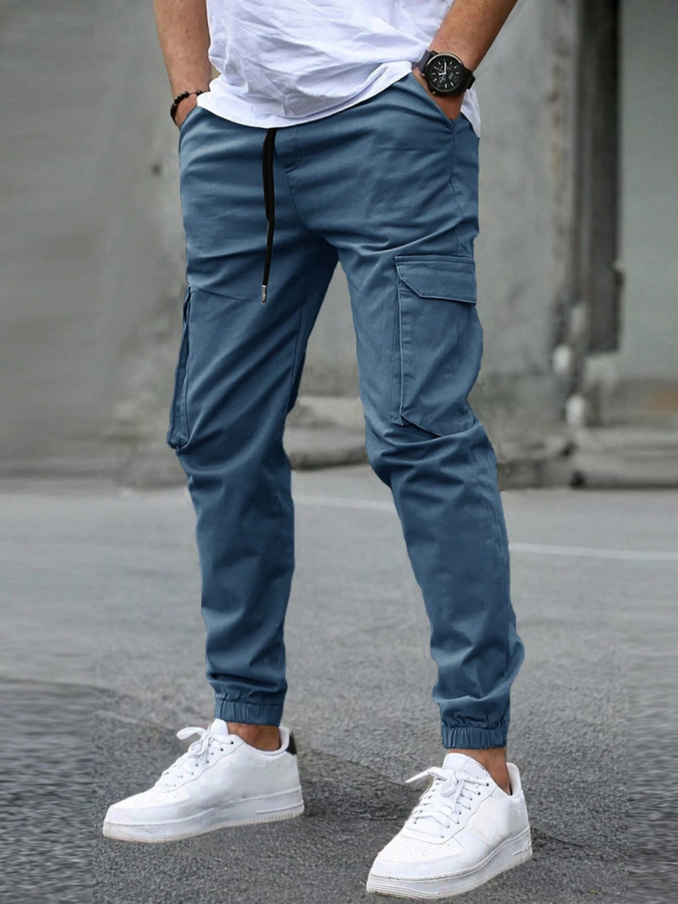 David | Entspannter Cargo-Jogger