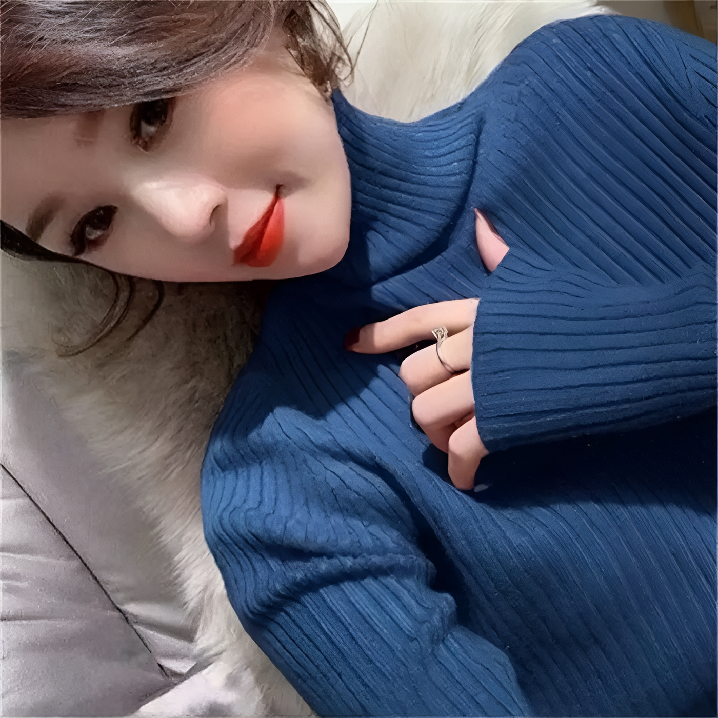 Ylva | Polo-Shirt mit Diamantverzierung