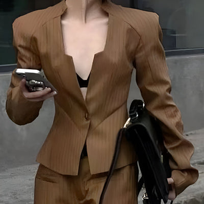 Yara | Stylisches Zwei-Teiliges Gestreiftes Anzug-Set