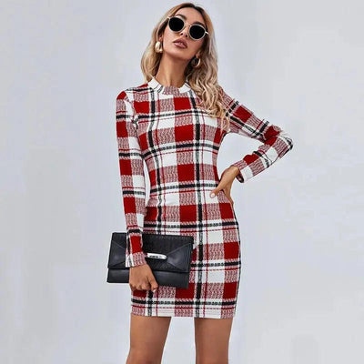 Kariertes Kleid – Kurvenbetontes Design